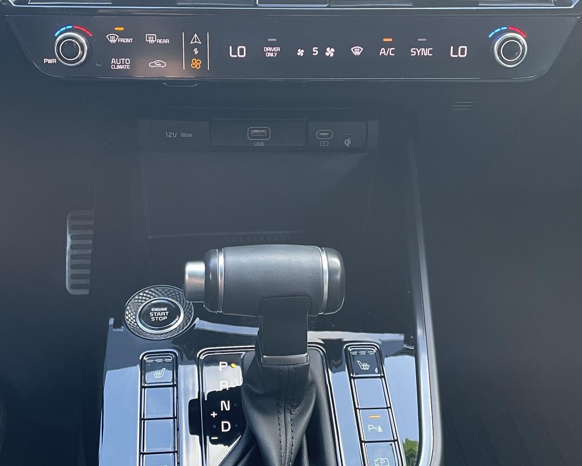 2023 Kia Niro EX Touring Wagon 4D Port Orchard WA