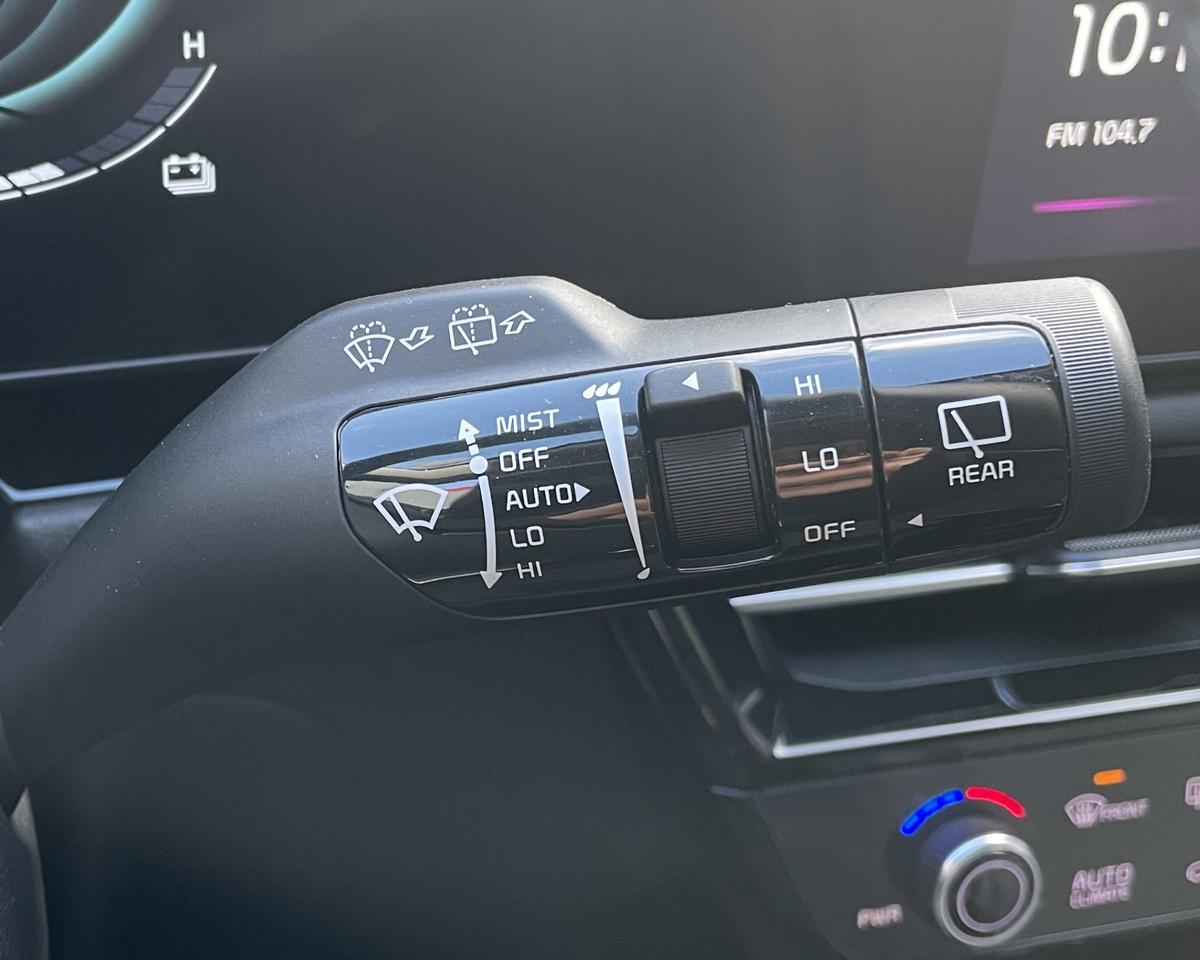 2023 Kia Niro EX Touring Wagon 4D Port Orchard WA