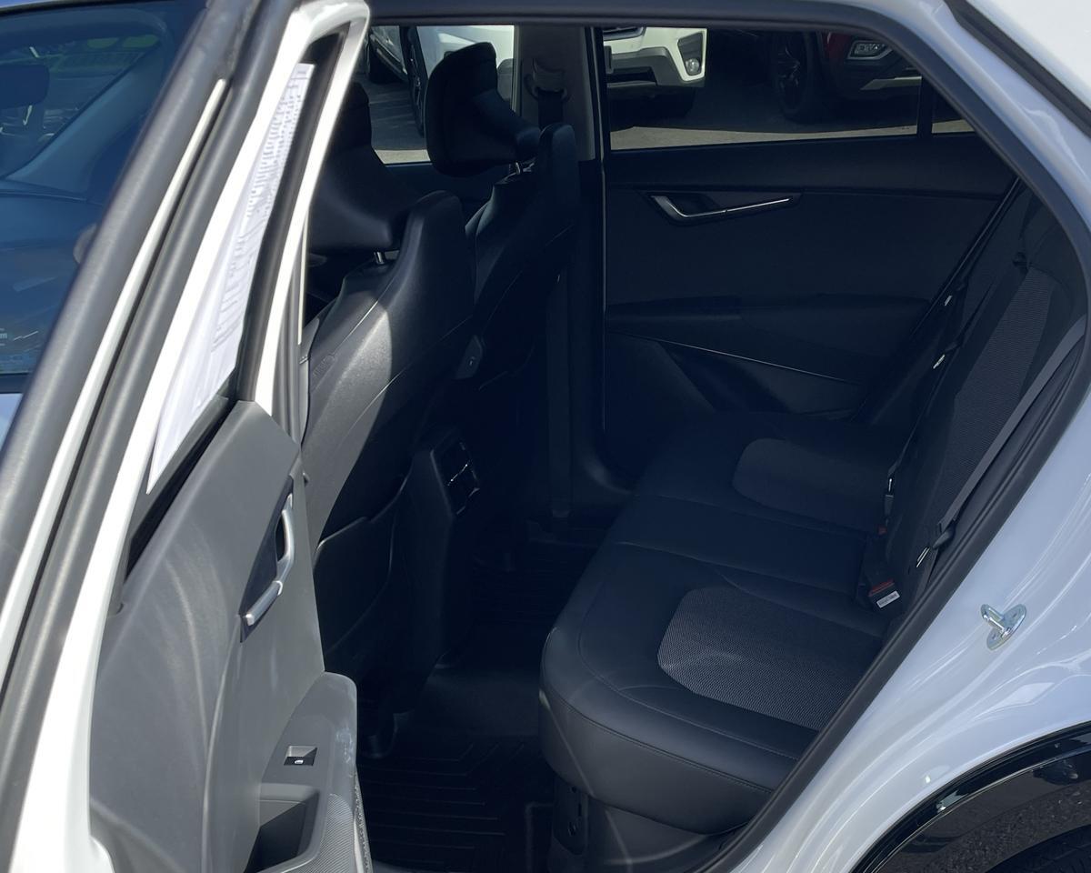 2023 Kia Niro EX Touring Wagon 4D Port Orchard WA