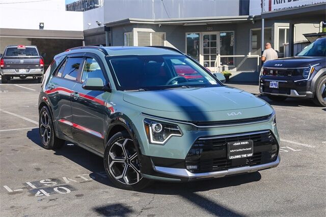 2023 Kia Niro EX Touring