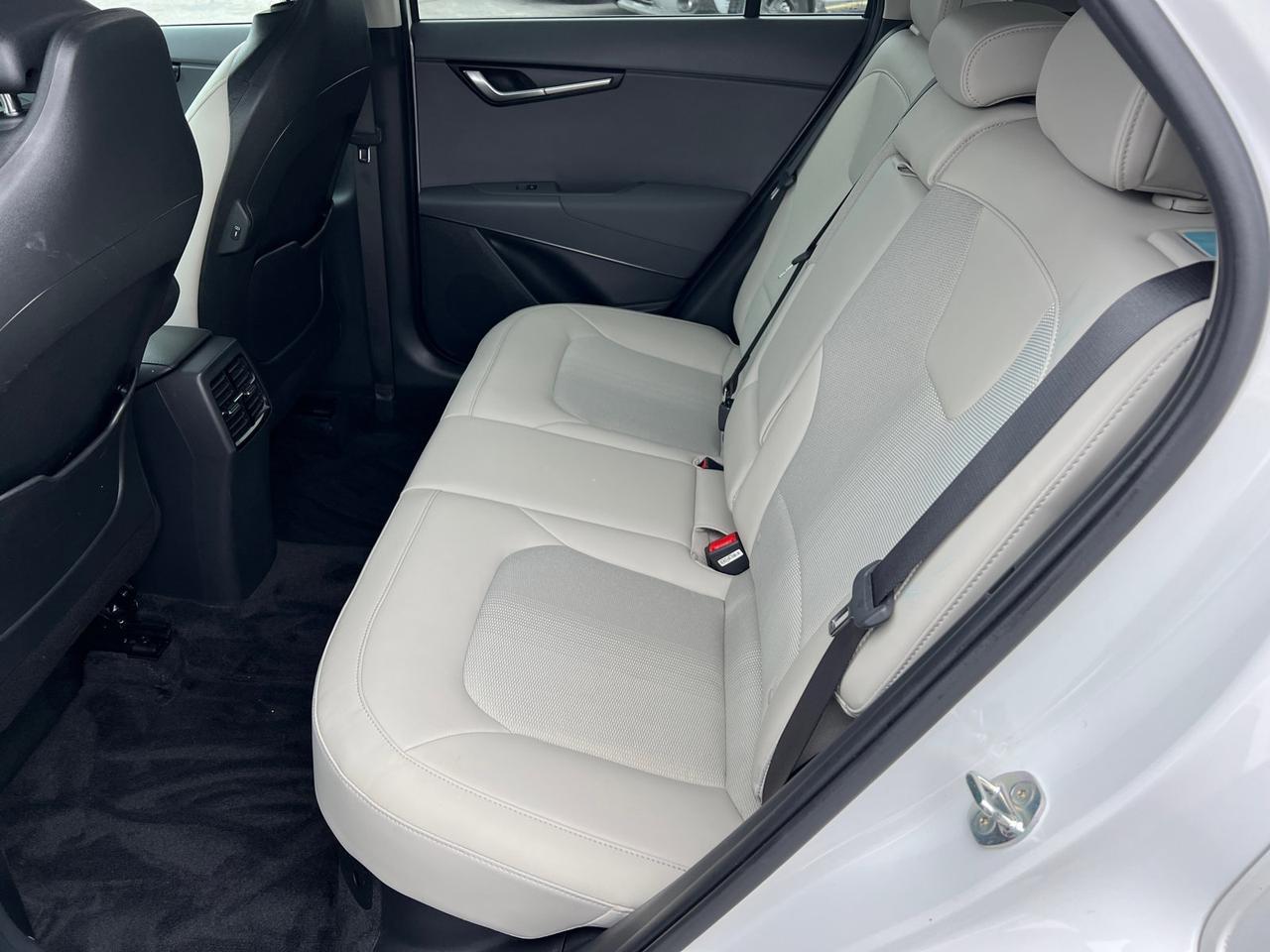 2023 Kia Niro EX Touring Hagerstown MD