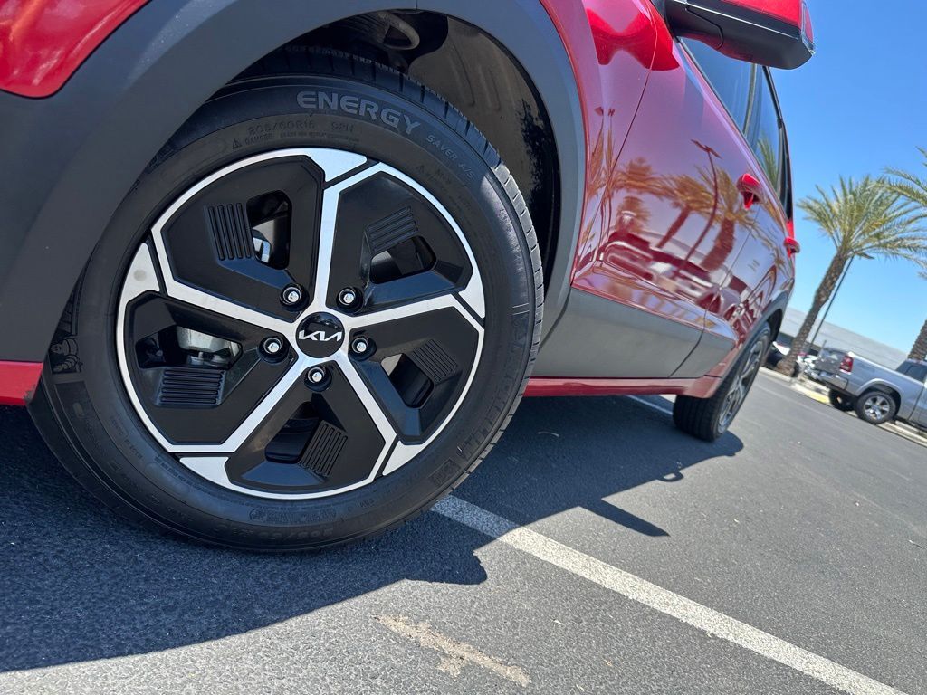 2023 Kia Niro EX