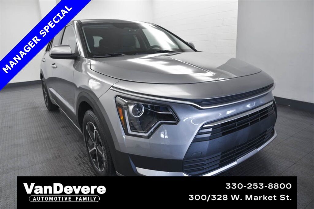 Used 2023 Kia Niro LX FWD