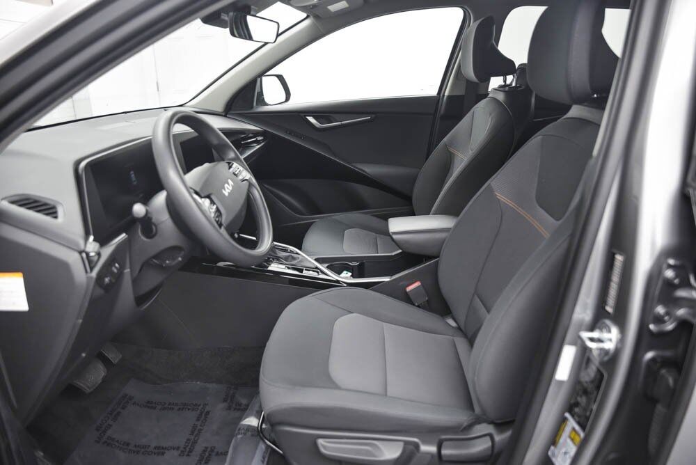 2023 Kia Niro LX Akron OH