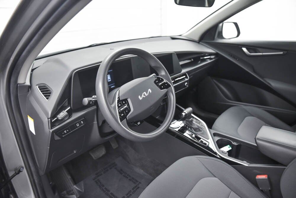 2023 Kia Niro LX Akron OH