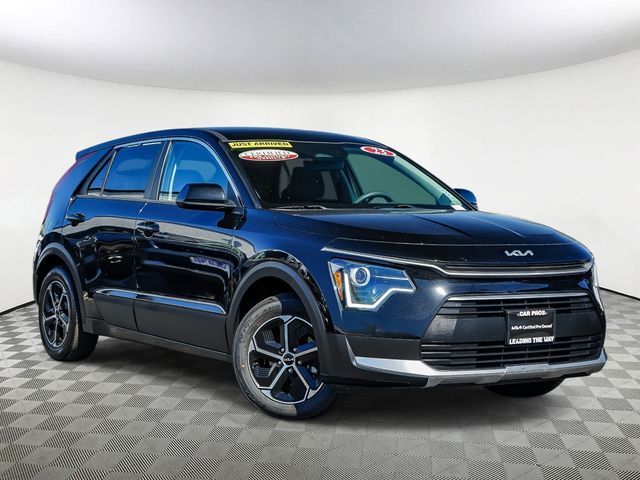 2023 Kia Niro LX