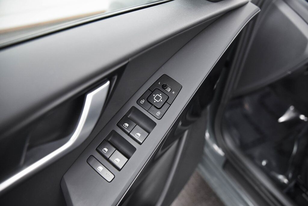 2023 Kia Niro Plug-In Hybrid EX Akron OH