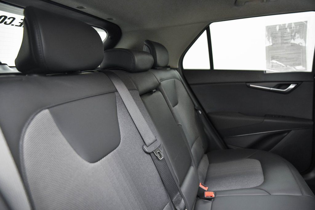 2023 Kia Niro Plug-In Hybrid EX Akron OH