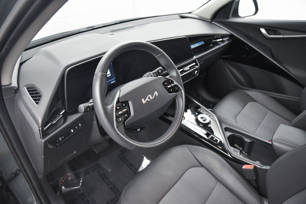 2023 Kia Niro Plug-In Hybrid EX Akron OH