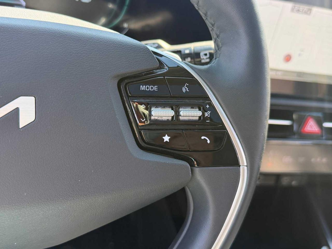 2023 Kia Niro Plug-In Hybrid SX Touring Irving TX