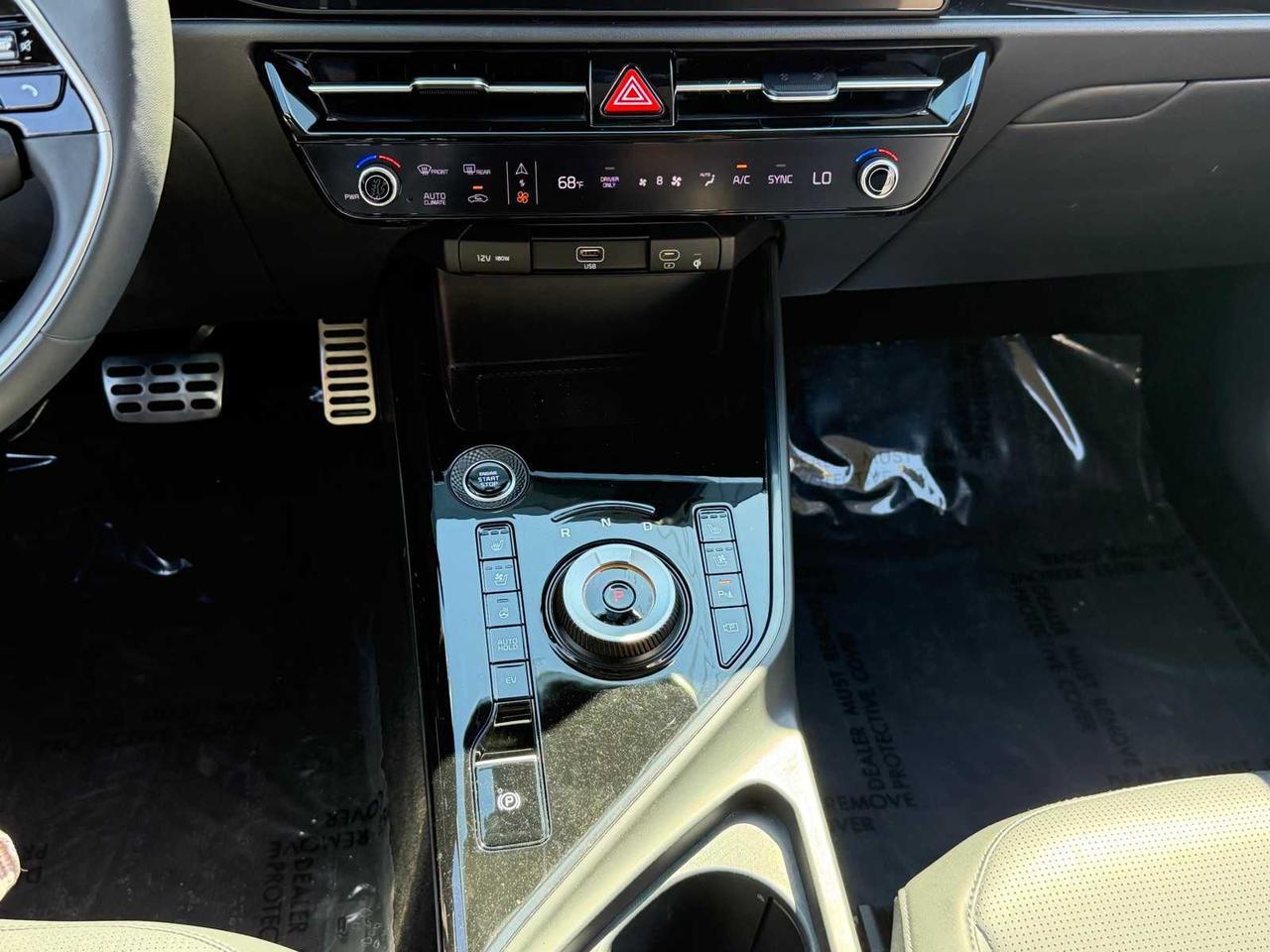 2023 Kia Niro Plug-In Hybrid SX Touring Irving TX