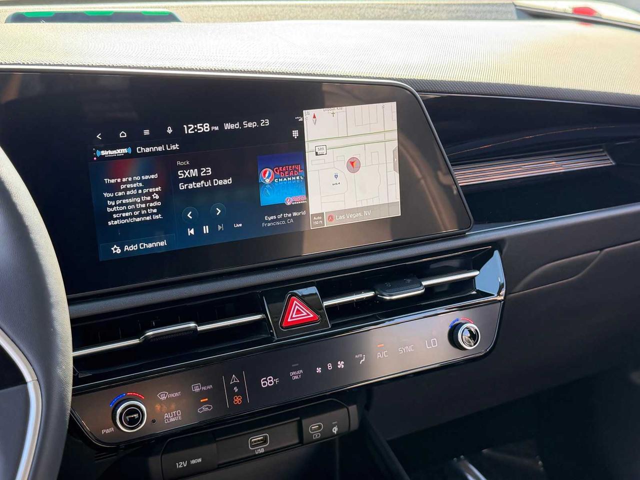 2023 Kia Niro Plug-In Hybrid SX Touring Irving TX