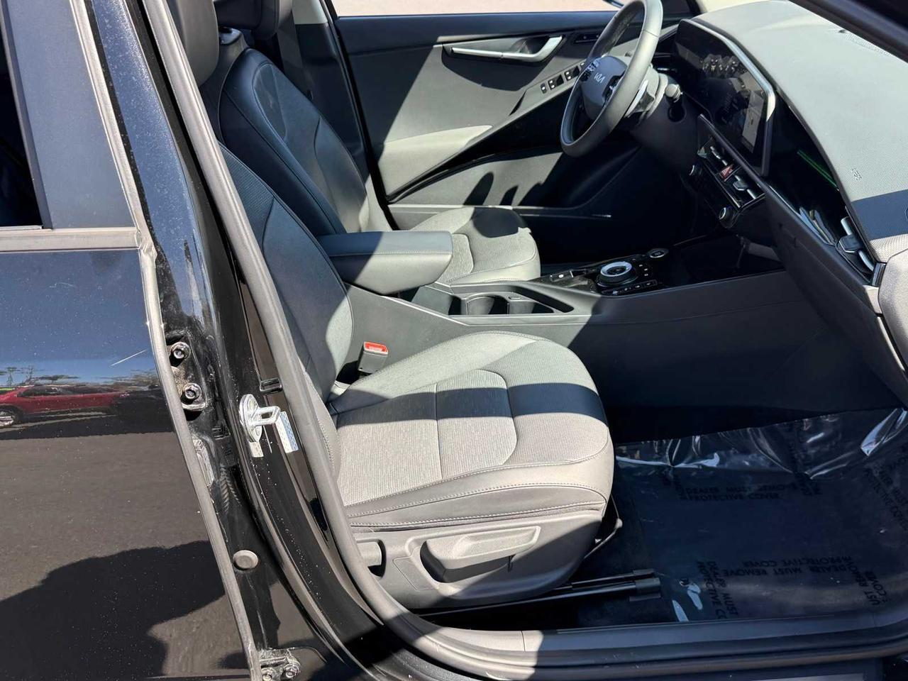 2023 Kia Niro Plug-In Hybrid SX Touring Irving TX