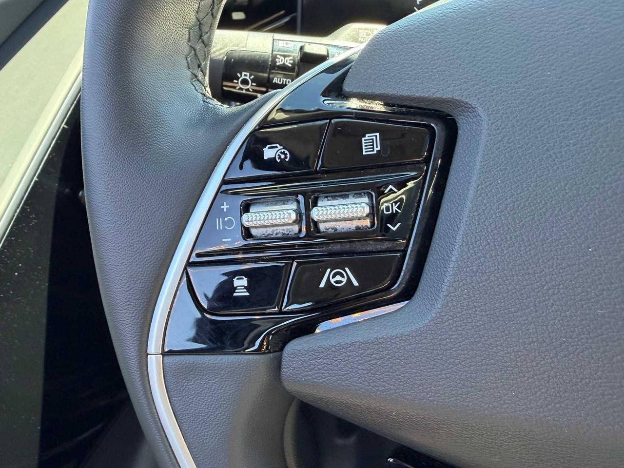 2023 Kia Niro Plug-In Hybrid SX Touring Irving TX