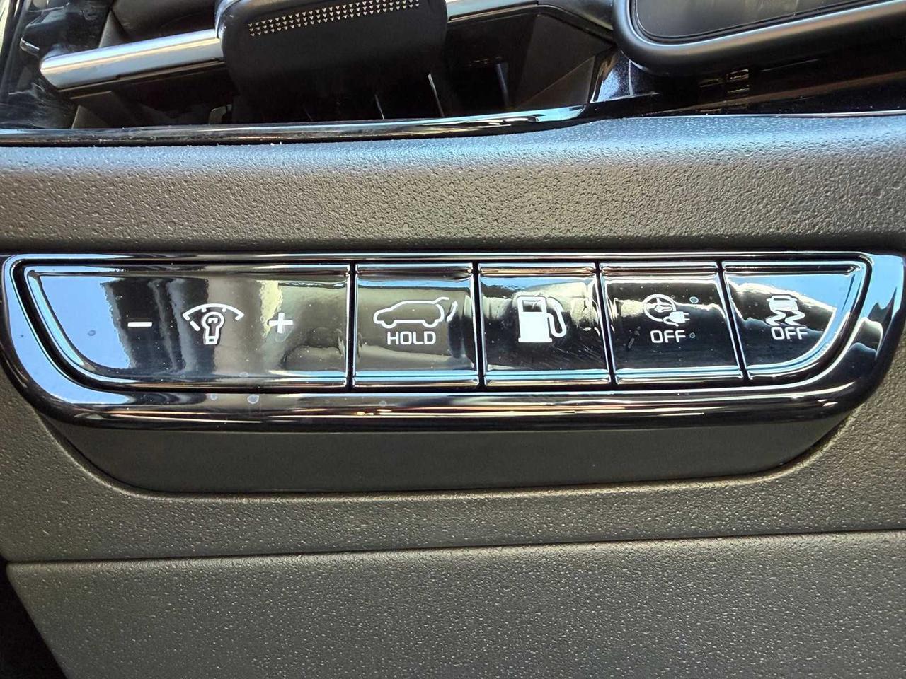 2023 Kia Niro Plug-In Hybrid SX Touring Irving TX