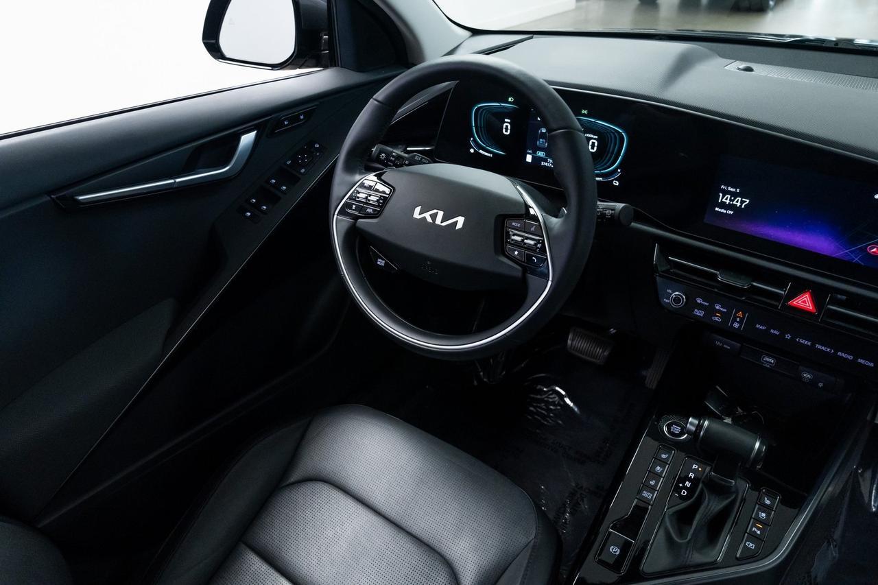 2023 Kia Niro SX 1 Owner Vented Seats Moonroof Portland OR