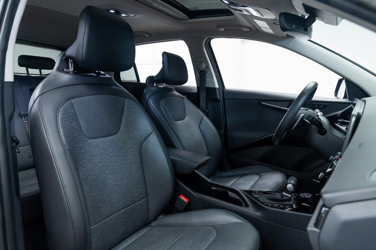 2023 Kia Niro SX 1 Owner Vented Seats Moonroof Portland OR