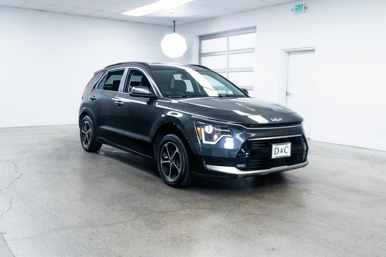 2023 Kia Niro SX 1 Owner Vented Seats Moonroof Portland OR