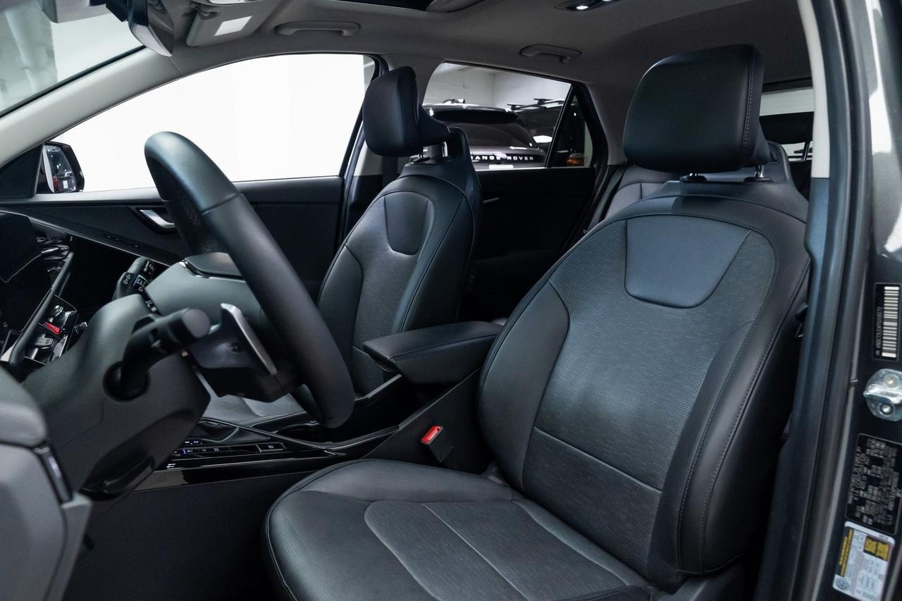 2023 Kia Niro SX 1 Owner Vented Seats Moonroof Portland OR