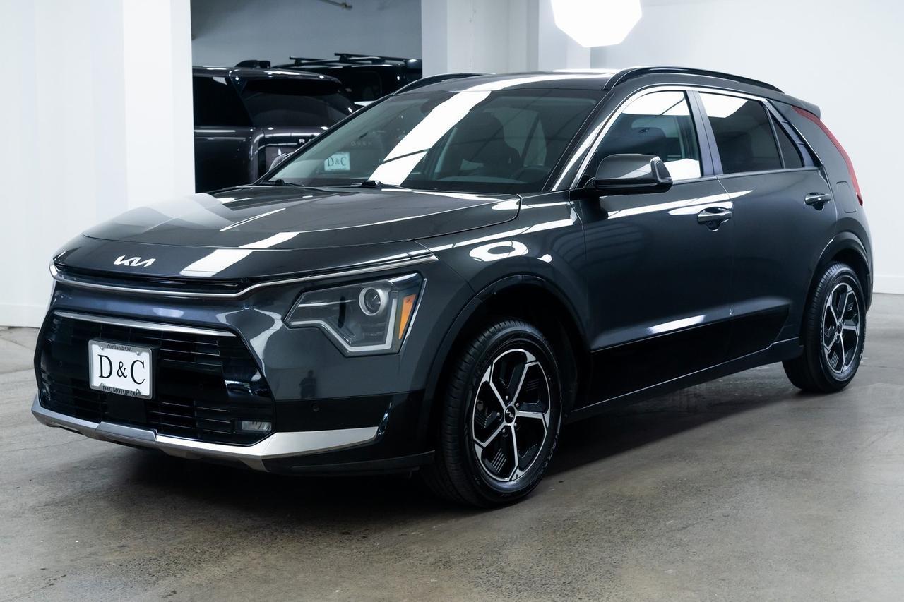 2023 Kia Niro SX 1 Owner Vented Seats Moonroof Portland OR