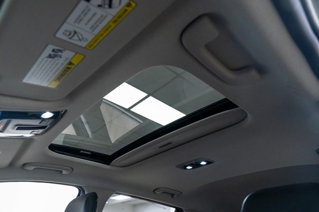 2023 Kia Niro SX 1 Owner Vented Seats Moonroof Portland OR
