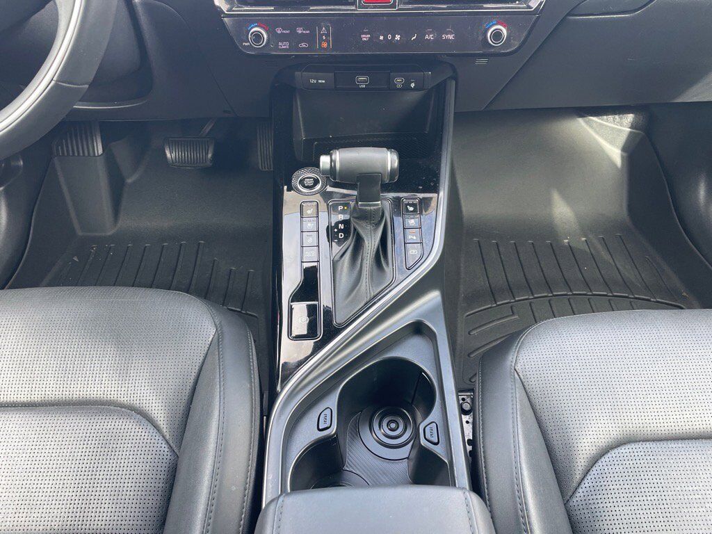 2023 Kia Niro SX Oak Ridge TN