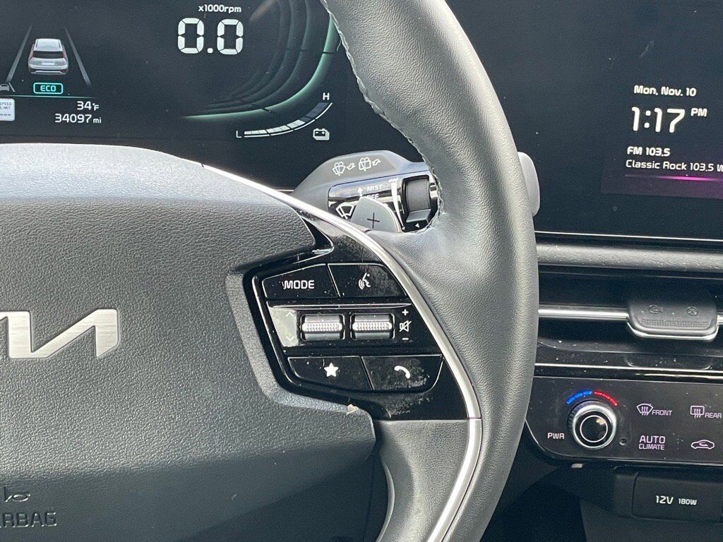 2023 Kia Niro SX Oak Ridge TN