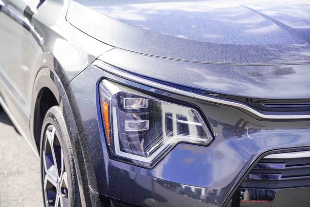 2023 Kia Niro SX Touring