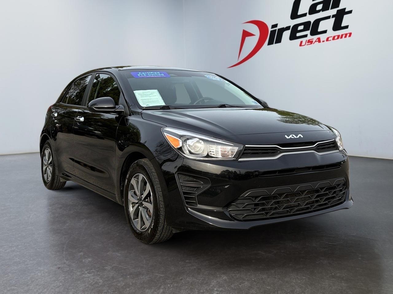 2023 Kia Rio 5-Door S, FORWARD COLLISION ASSIST, BLIND SPOT ALERT, PUSH BUTTON START, APPLE CARPLAY/ANDROID AUTO, LOW MILES, ONLY 1 OWNER, CLEAN CARFAX, THIS CAR IS PERFECT AND READY TO GO!