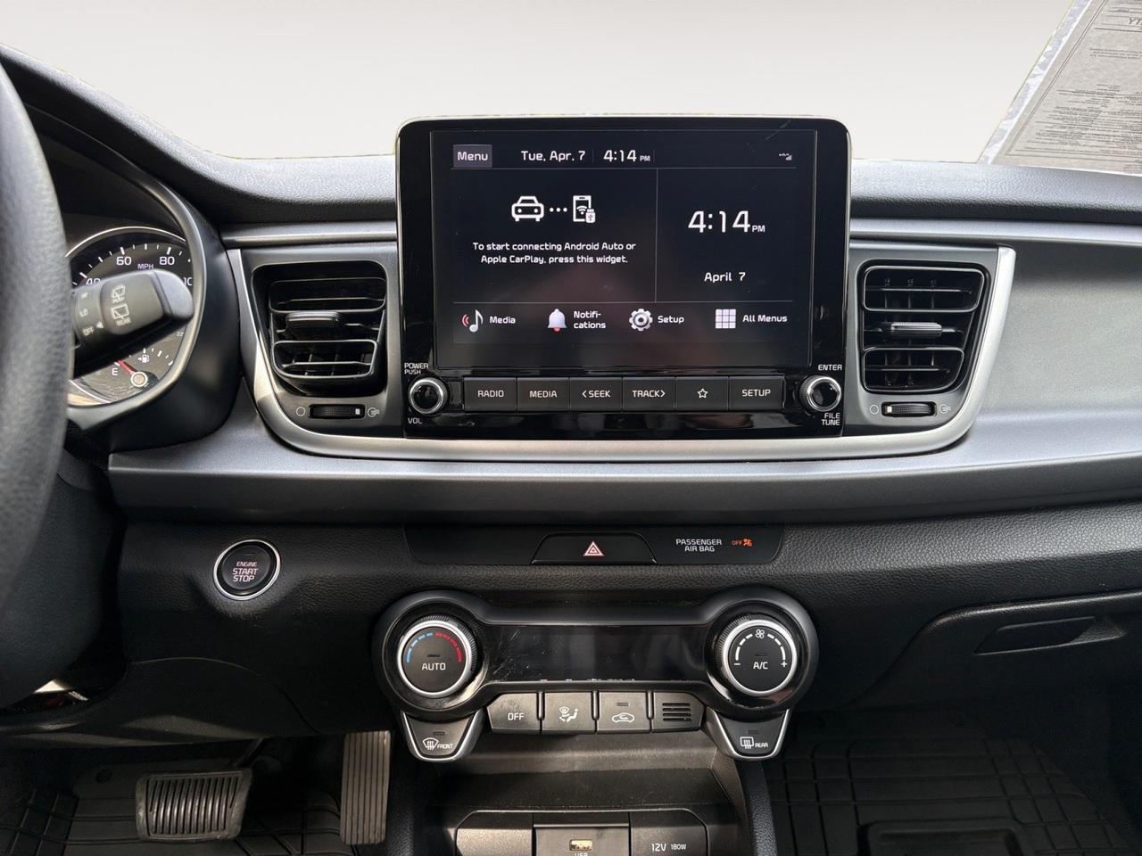 2023 Kia Rio 5-Door S, FORWARD COLLISION ASSIST, BLIND SPOT ALERT, PUSH BUTTON START, APPLE CARPLAY/ANDROID AUTO, LOW MILES, ONLY 1 OWNER, CLEAN CARFAX, THIS CAR IS PERFECT AND READY TO GO! Virginia Beach VA