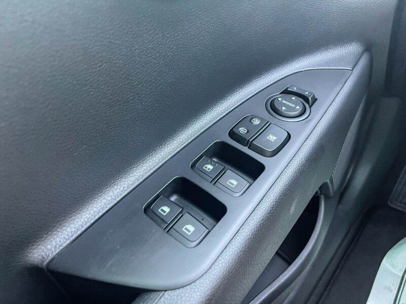 2023 Kia Rio 5-Door S Wilmington NC