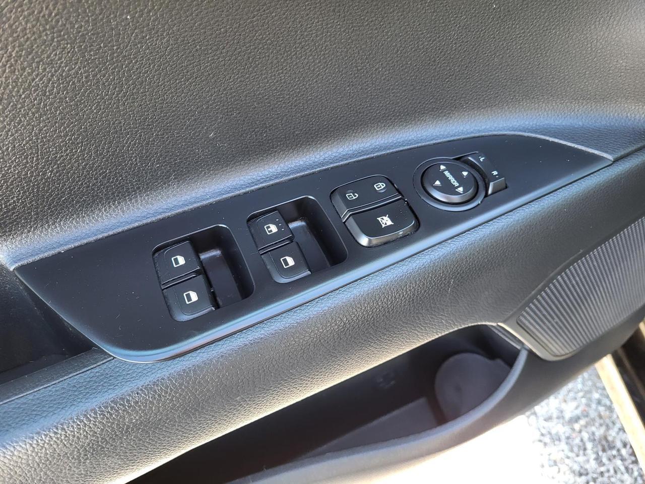 2023 Kia Rio S IVT Beeville TX