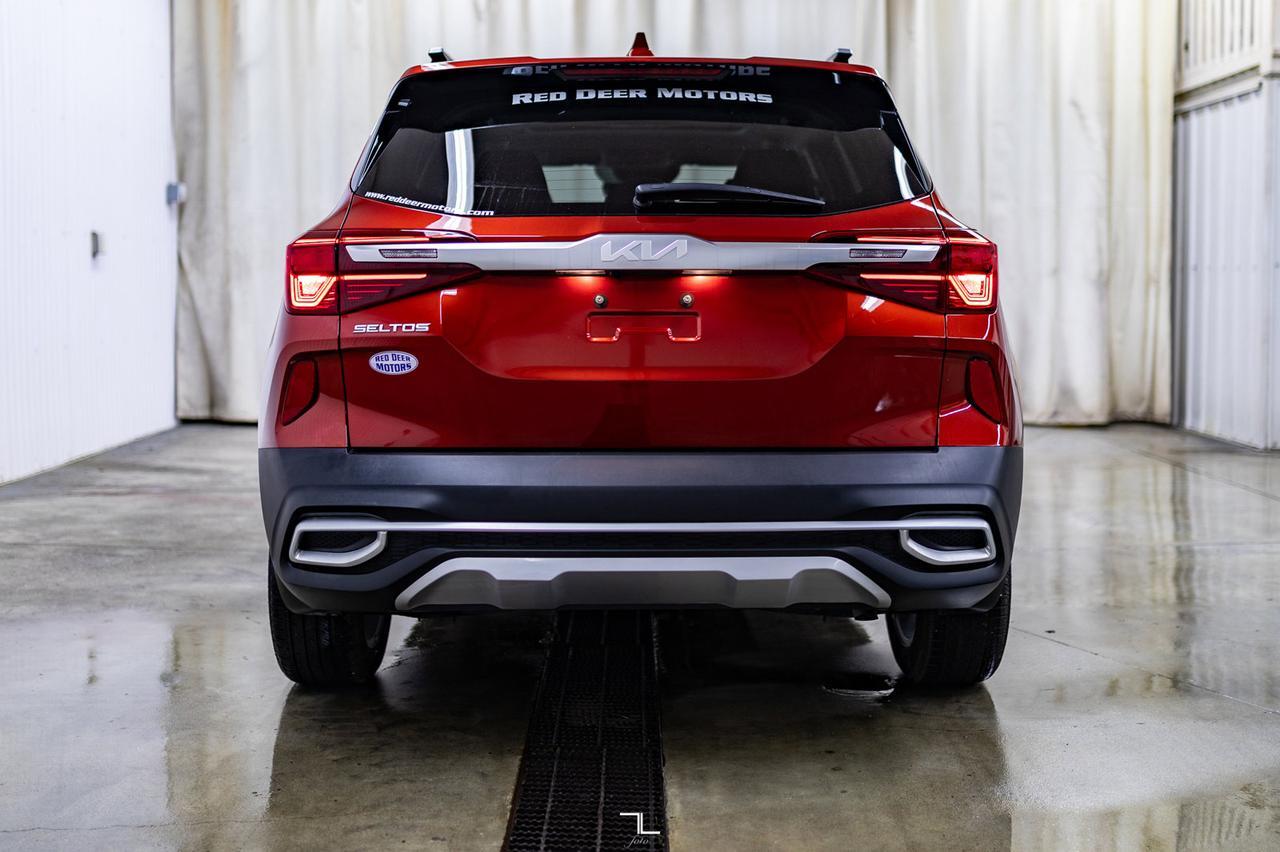 2023 Kia Seltos AWD EX Leather Roof BCam Red Deer AB