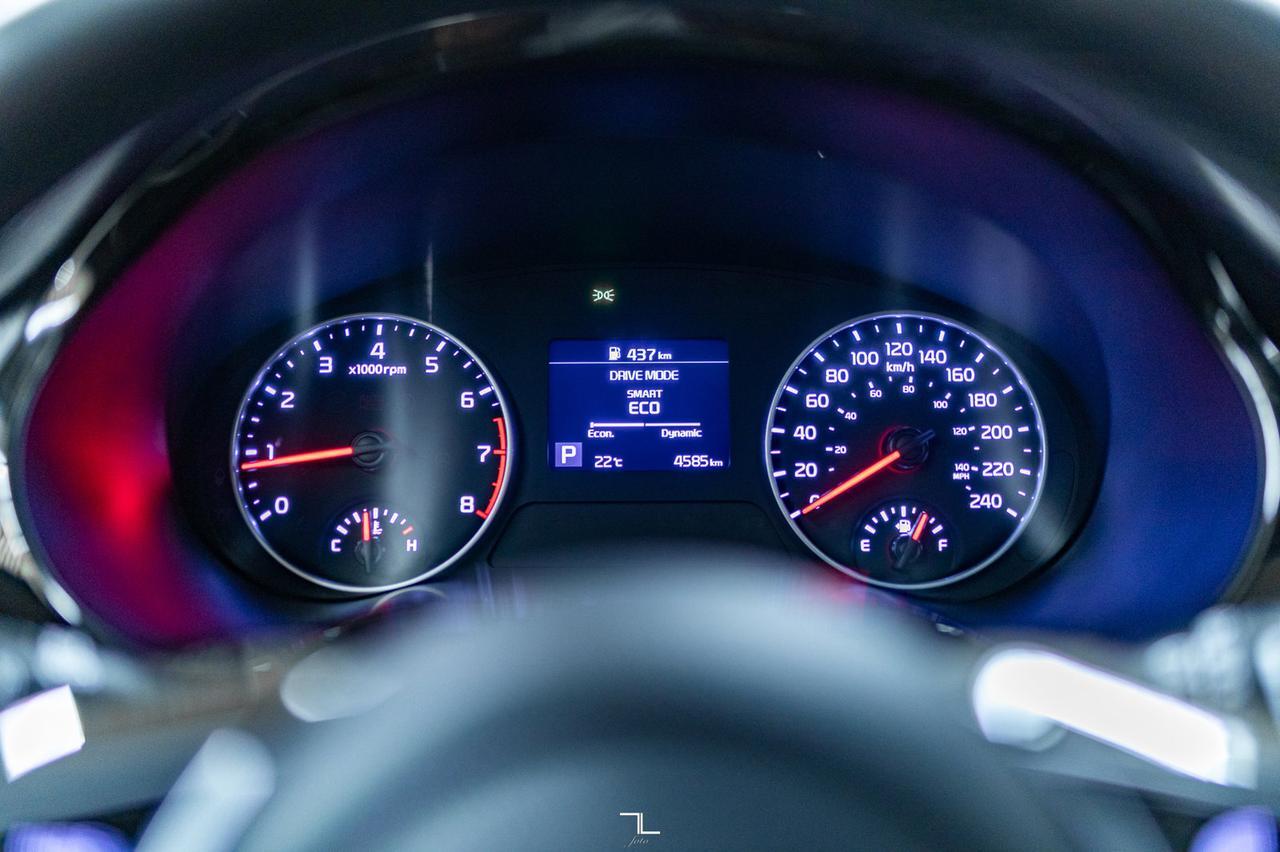 2023 Kia Seltos AWD EX Leather Roof BCam Red Deer AB