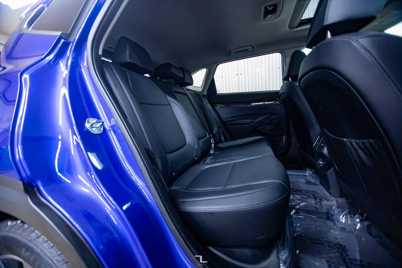 2023 Kia Seltos AWD EX Leather Roof BCam Red Deer AB