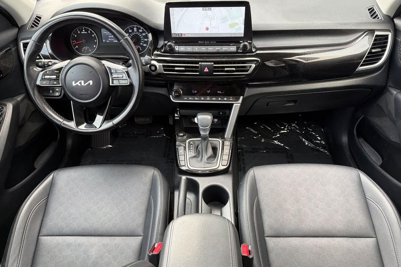 2023 Kia Seltos EX