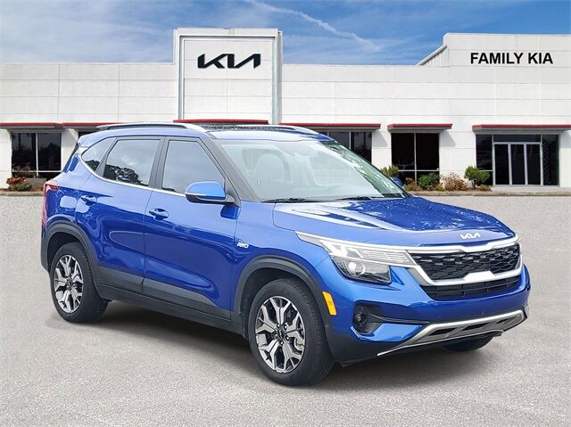 2022 Kia Sorento LX photo 42