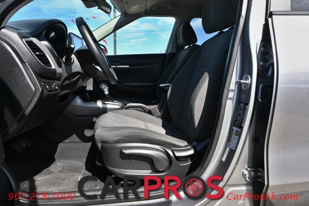 2023 Kia Seltos LX - AWD - Premium Cloth Seats - Power Locks, Windows & Mirrors - Lane Assist & Forward Collision Alert - Apple Carplay & Android Auto - USB Input - Back Up Camera - Cruise Control - 31 MPG - 1-Owner Anchorage AK