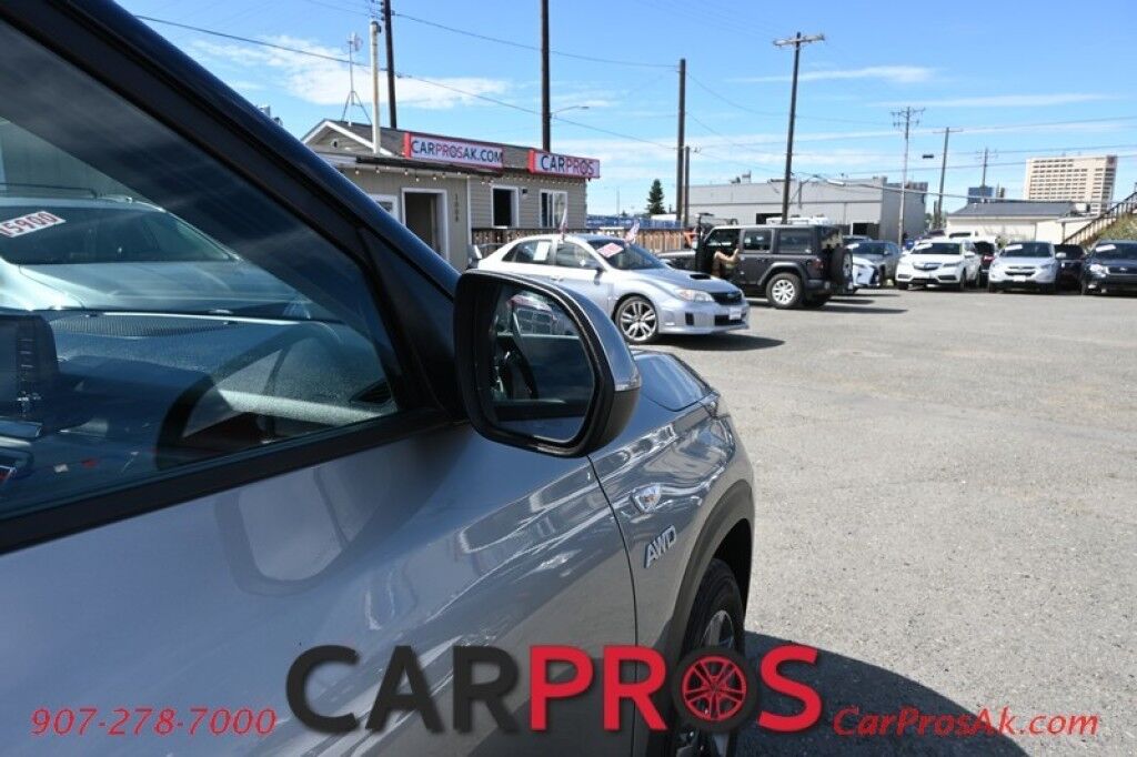 2023 Kia Seltos LX - AWD - Premium Cloth Seats - Power Locks, Windows & Mirrors - Lane Assist & Forward Collision Alert - Apple Carplay & Android Auto - USB Input - Back Up Camera - Cruise Control - 31 MPG - 1-Owner Anchorage AK