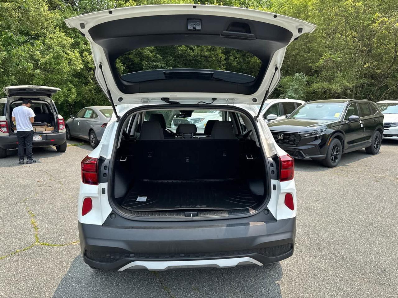 2023 Kia Seltos LX Dartmouth MA