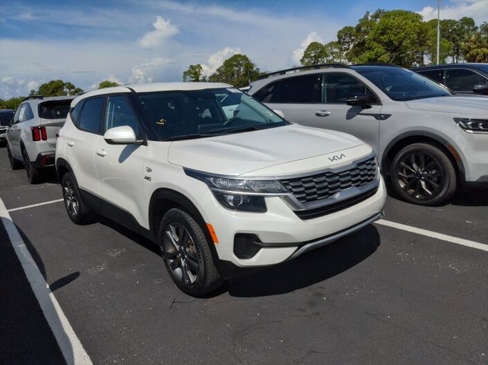 2023 Kia Seltos LX Oshkosh WI
