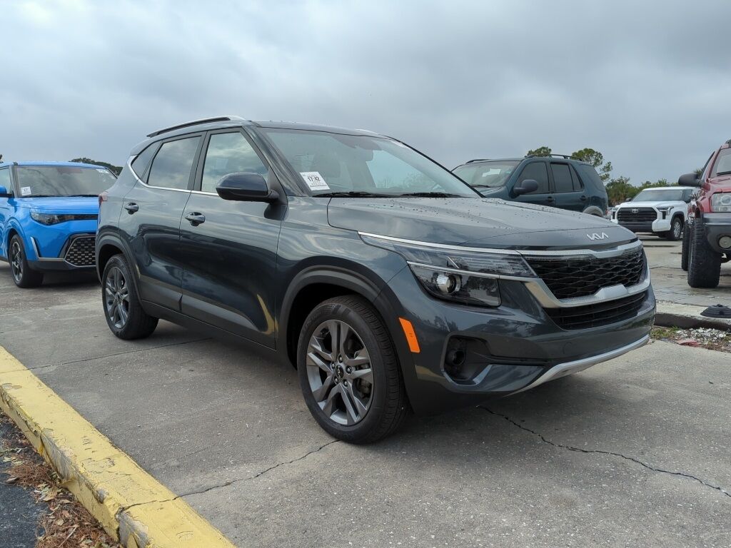 2023 Kia Seltos S Oshkosh WI