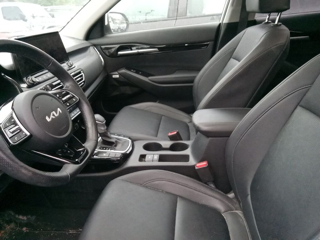 2023 Kia Seltos SX Akron OH