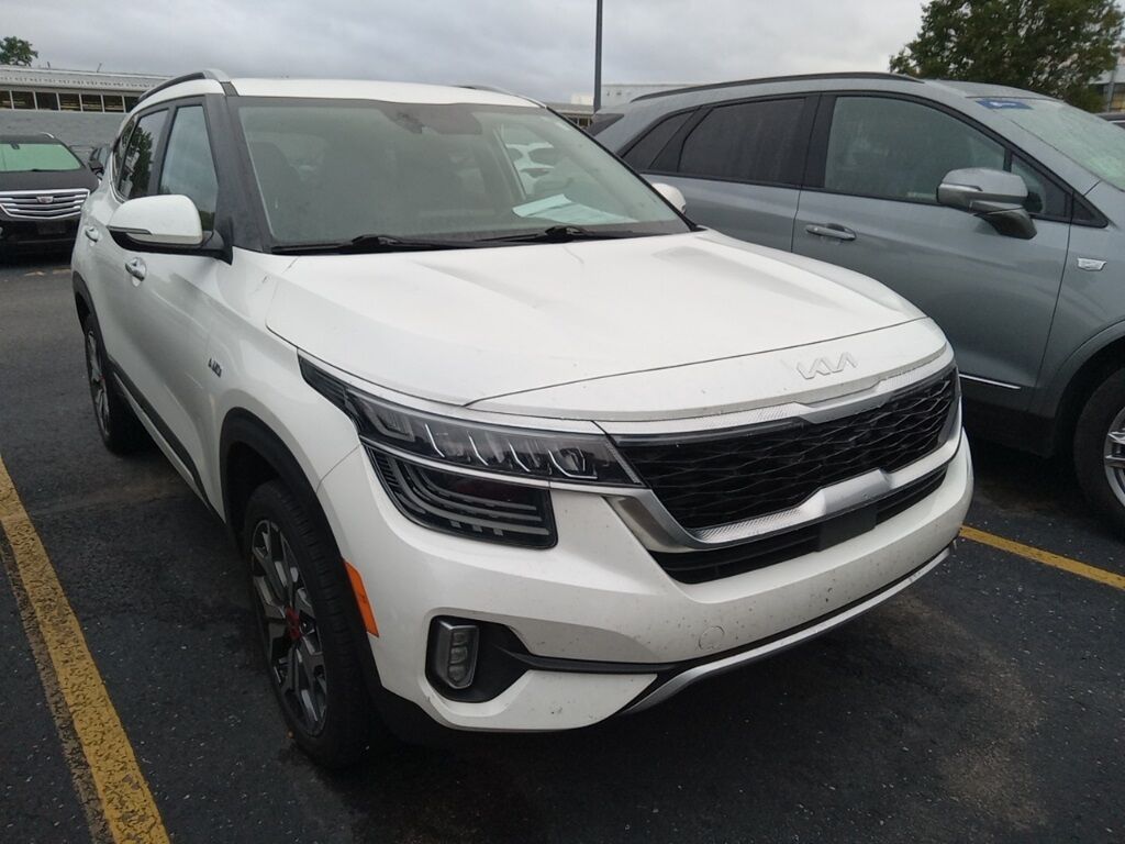 2023 Kia Seltos SX Akron OH