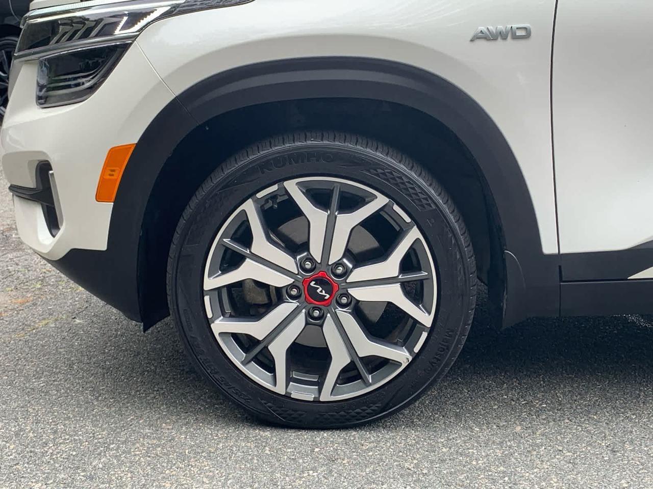2023 Kia Seltos SX Dartmouth MA