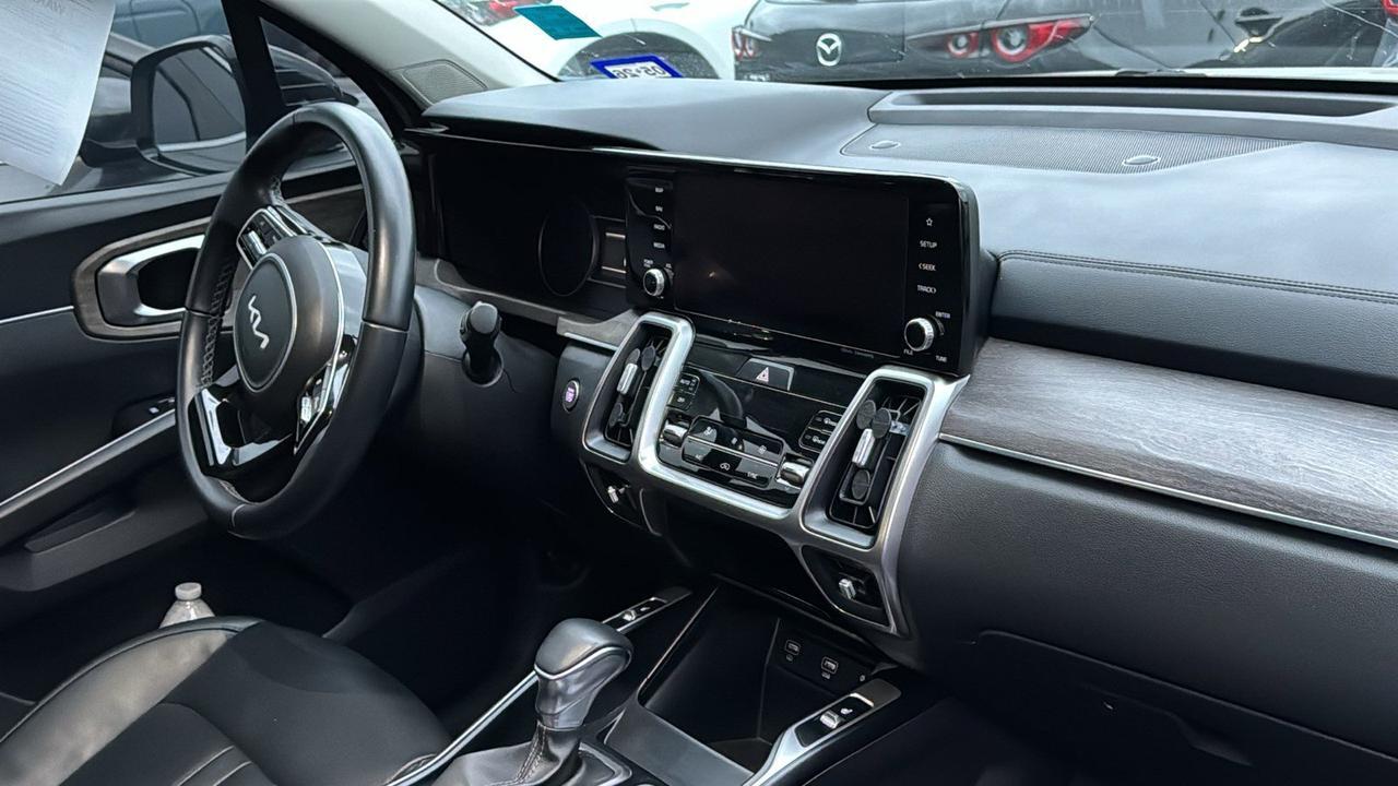 2023 Kia Sorento EX