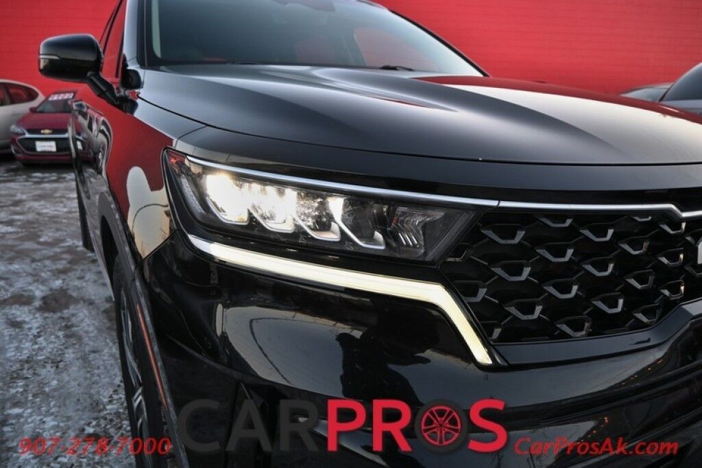 2023 Kia Sorento Hybrid EX - AWD - Power & Heated Leather Seats - Push To Start - Navigation - Bluetooth - 3rd Row - Seats 6 - Remote Start - Backup Camera - Blind Spot Alert - Keyless Entry & Push to Start - 1 Owner Anchorage AK