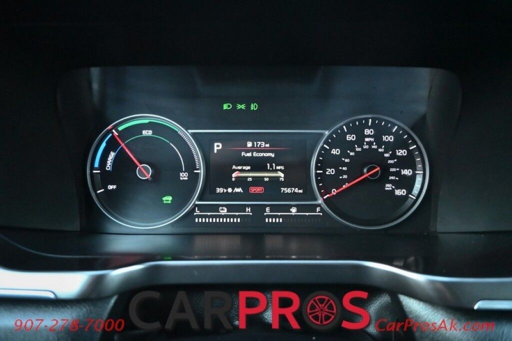 2023 Kia Sorento Hybrid EX - Power Heated Leather Seats - Push To Start - Navigation - Bluetooth - 3rd Row - Seats 6 - Remote Start - Backup Camera - Blind Spot Alert - Keyless Entry & Push to Start - Rear Parking Sensors Anchorage AK