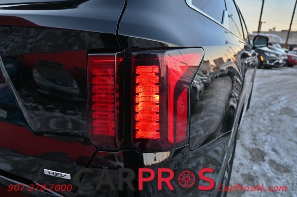 2023 Kia Sorento Hybrid EX - Power Heated Leather Seats - Push To Start - Navigation - Bluetooth - 3rd Row - Seats 6 - Remote Start - Backup Camera - Blind Spot Alert - Keyless Entry & Push to Start - Rear Parking Sensors Anchorage AK