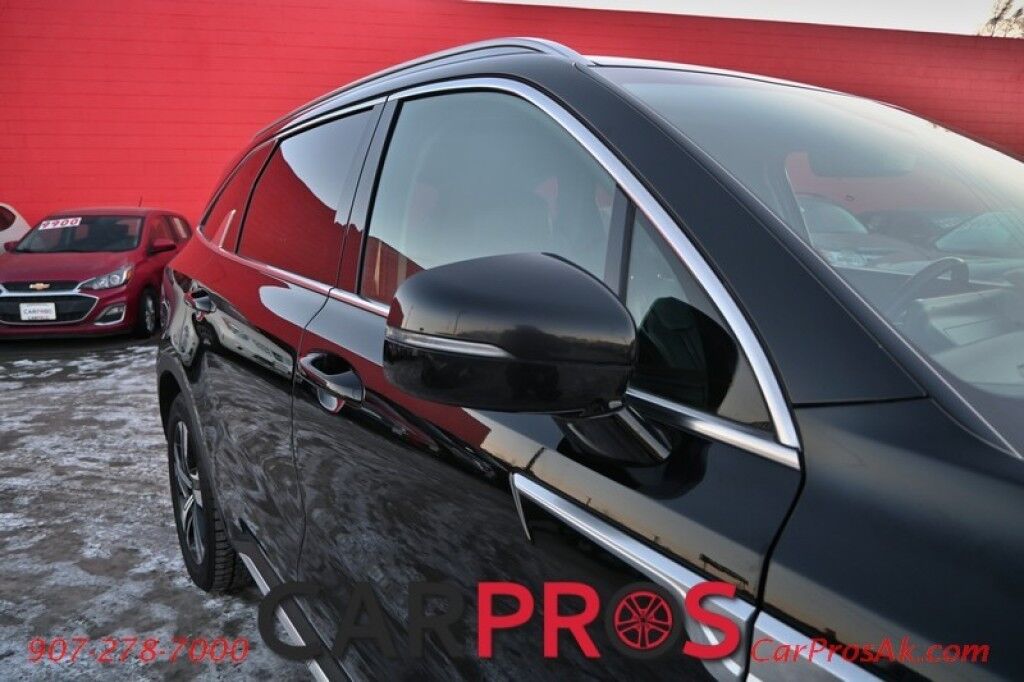 2023 Kia Sorento Hybrid EX - Power Heated Leather Seats - Push To Start - Navigation - Bluetooth - 3rd Row - Seats 6 - Remote Start - Backup Camera - Blind Spot Alert - Keyless Entry & Push to Start - Rear Parking Sensors Anchorage AK